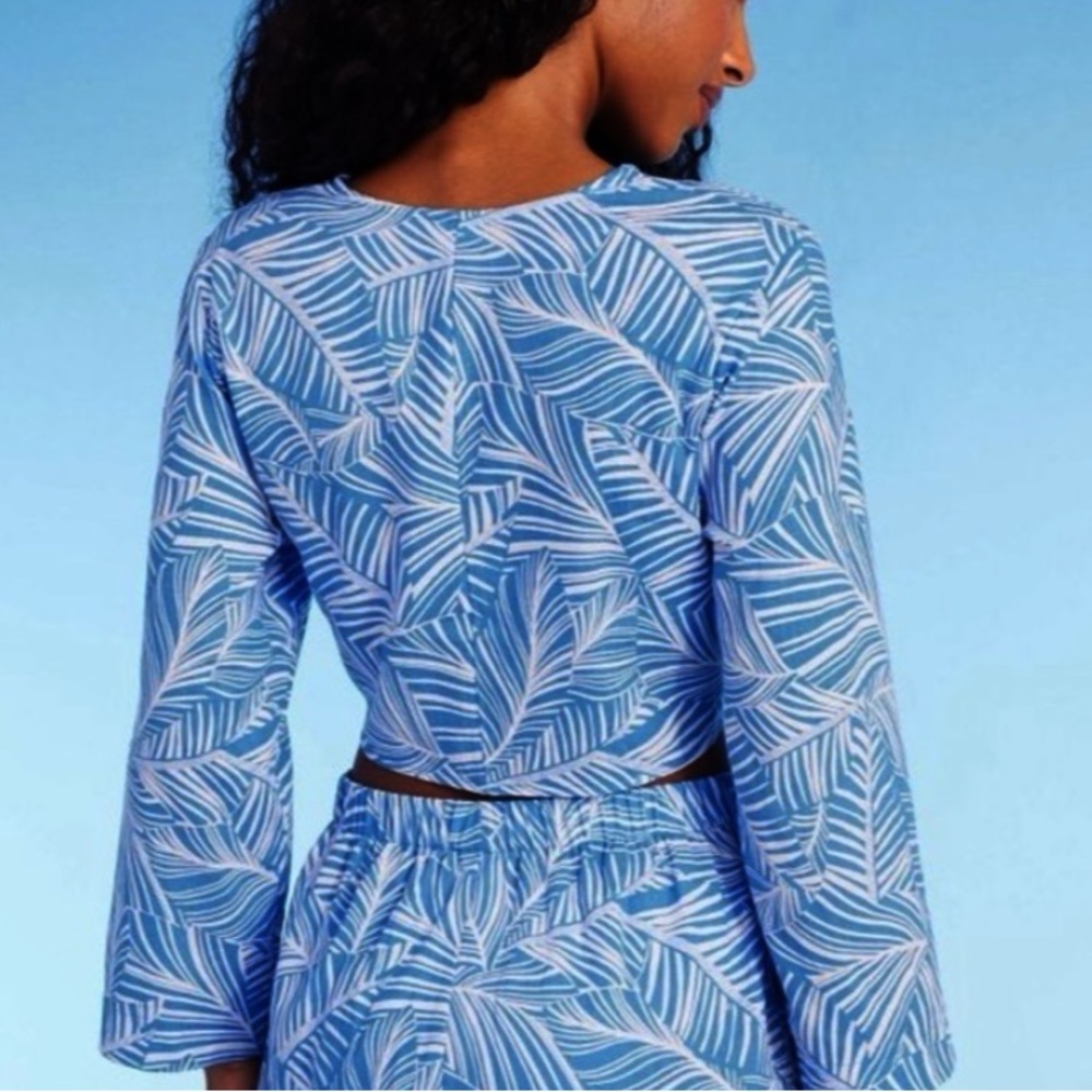 Floral Front Tie Crop Top Shade & Shore Women’s Size S - Picture 3 of 9